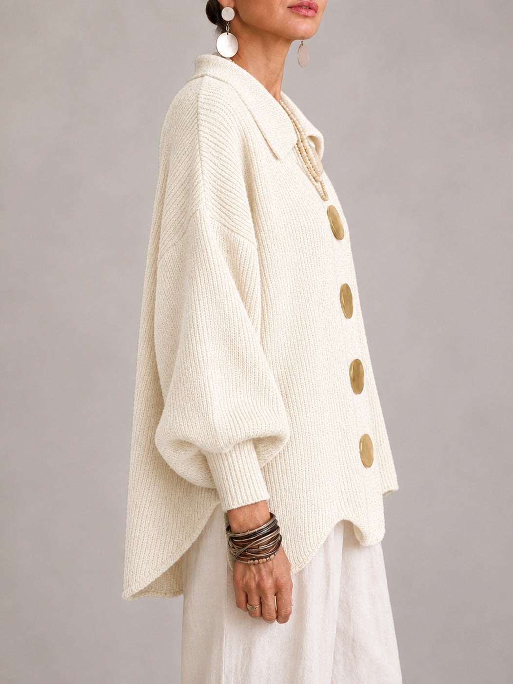 Gemma | Cardigan oversize côtelé à bords festonnés, ivoire