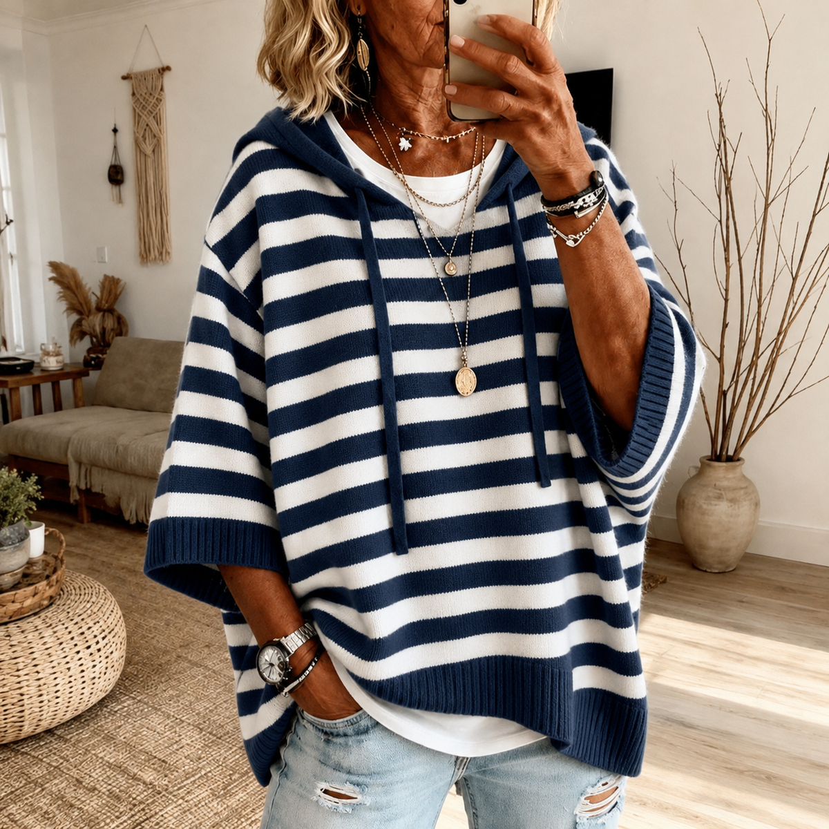 Marisa | Pull poncho rayé à capuche, bleu marine