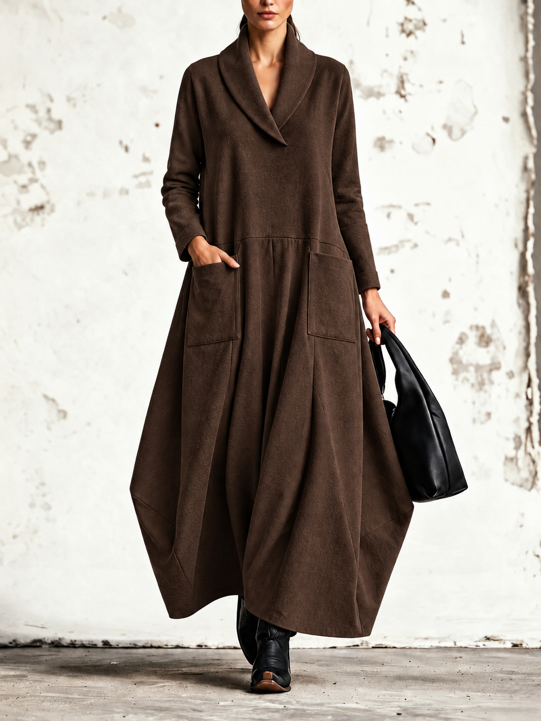 Alba | Robe maxi à col châle croisé et poches plaquées