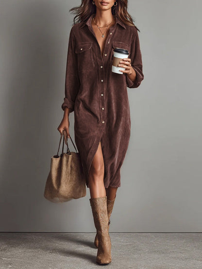 Fiorella | Robe midi ample en velours côtelé à poches poitrine