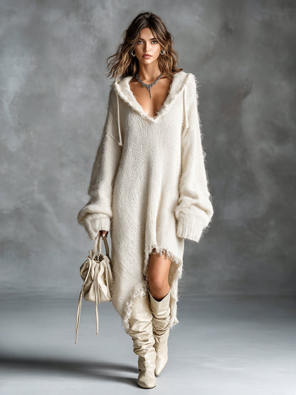 Bruna | Robe midi oversize en maille douce à capuche