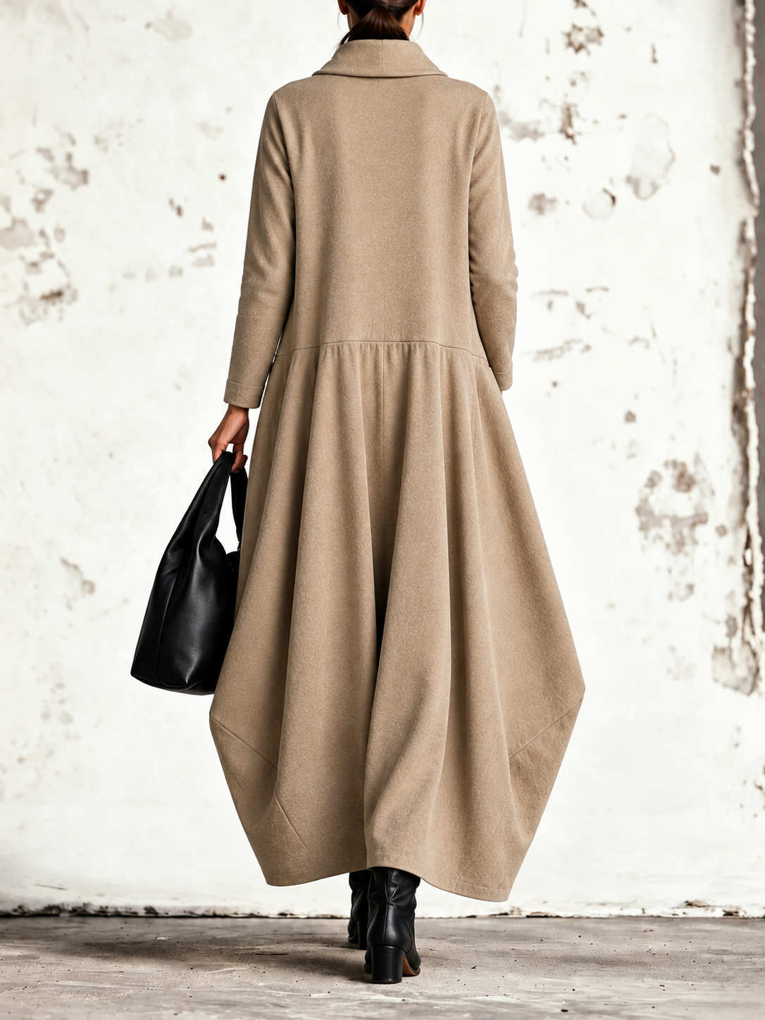 Alba | Robe maxi à col châle croisé et poches plaquées