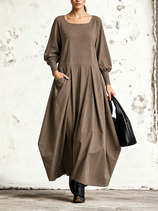 Silvia | Robe maxi à encolure carrée arrondie et manches évêque
