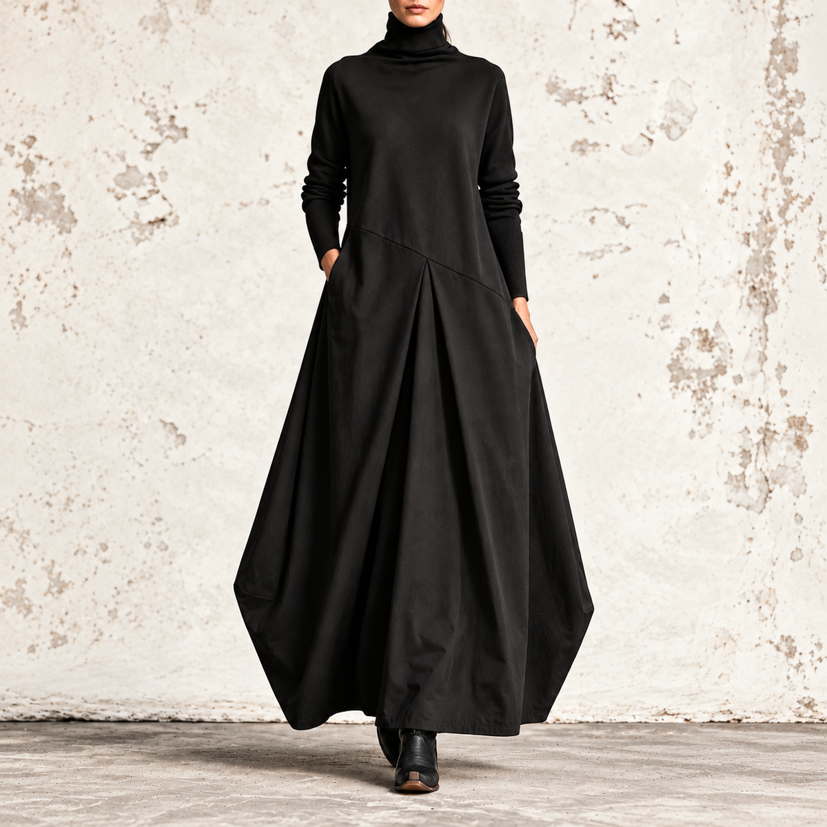 Fiammetta | Robe maxi à col montant, panneau diagonal et poches