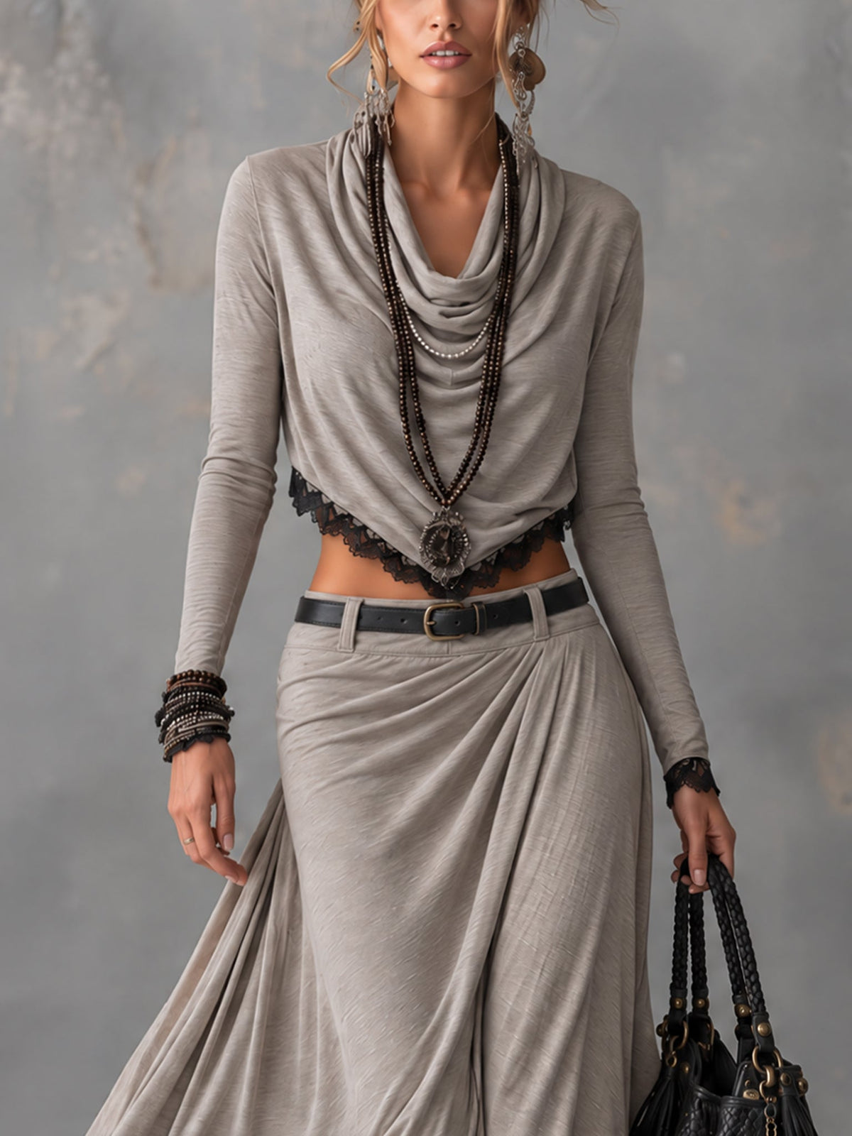 Michela | Ensemble gris à encolure drapée et jupe fendue