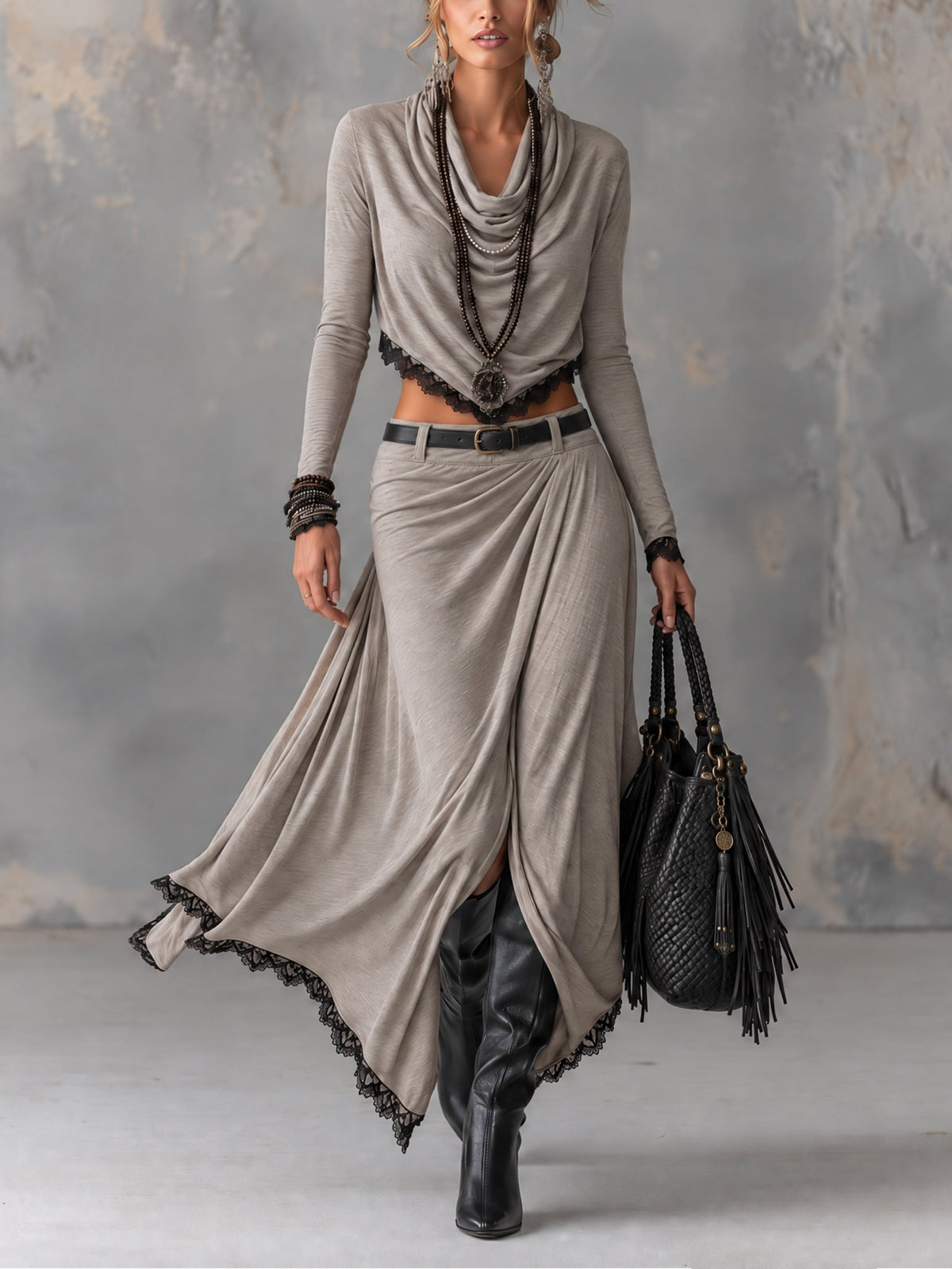 Michela | Ensemble gris à encolure drapée et jupe fendue