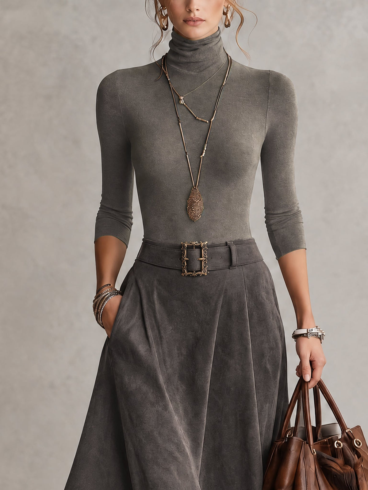 Francesca | Ensemble gris à col montant et jupe midi asymétrique