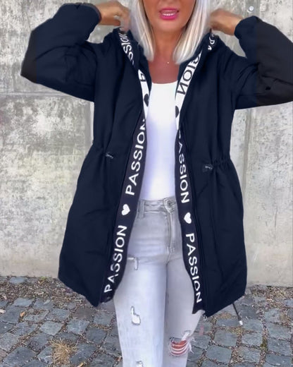 Camila | Parka midi à capuche et cordon de serrage