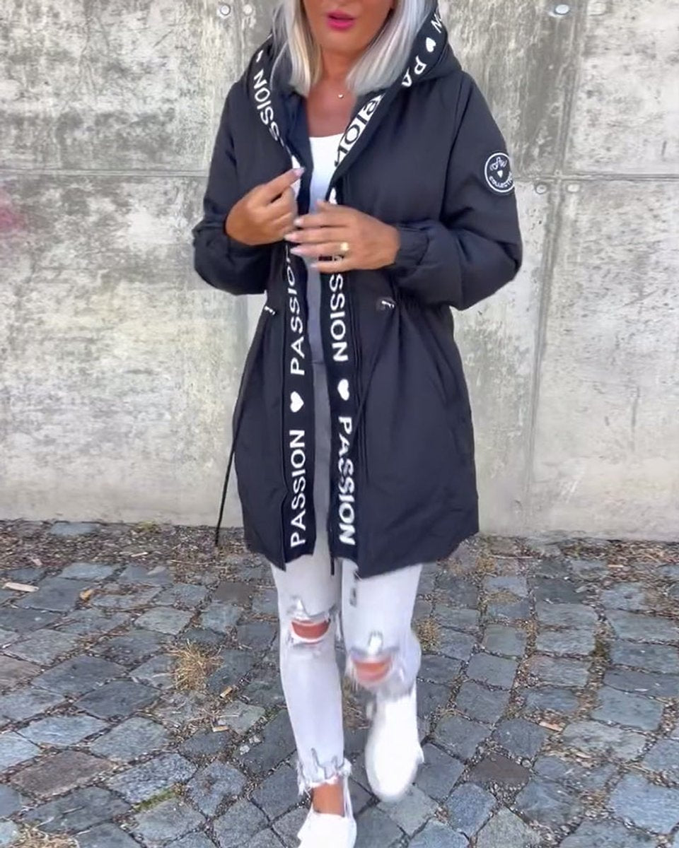 Camila | Parka midi à capuche et cordon de serrage
