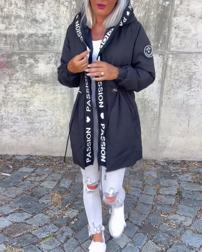 Camila | Parka midi à capuche et cordon de serrage
