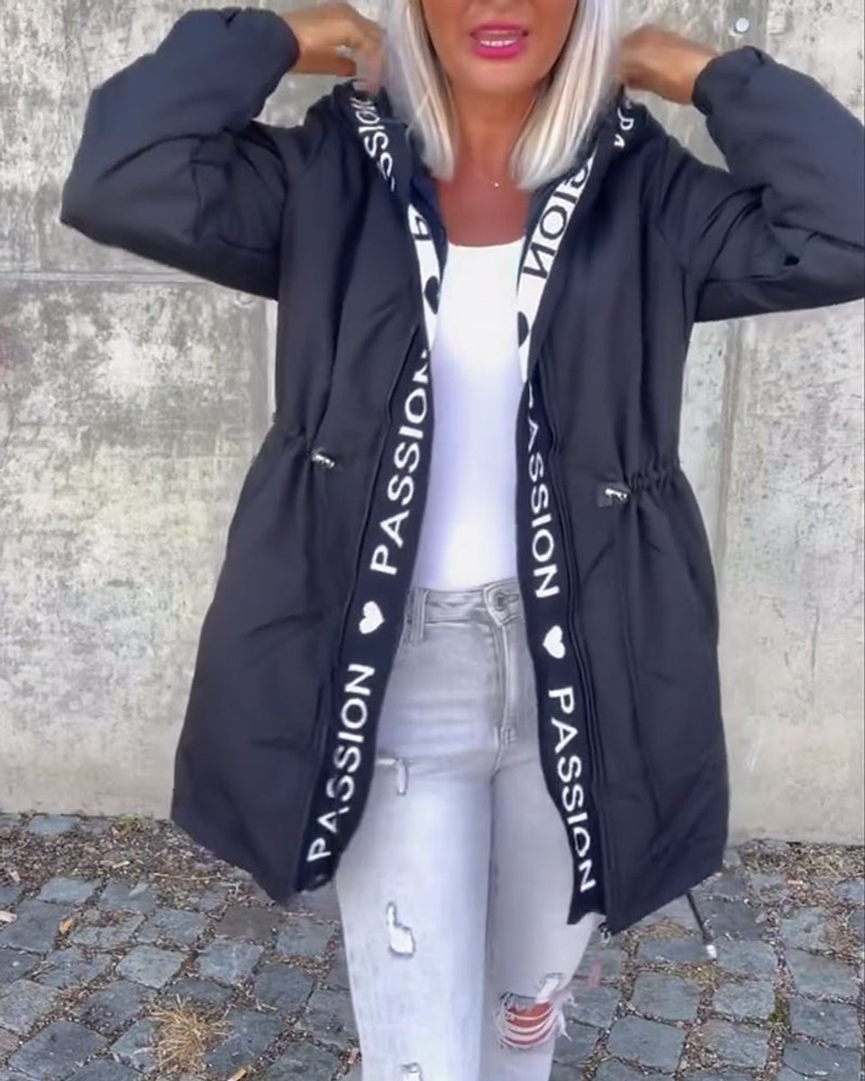 Camila | Parka midi à capuche et cordon de serrage
