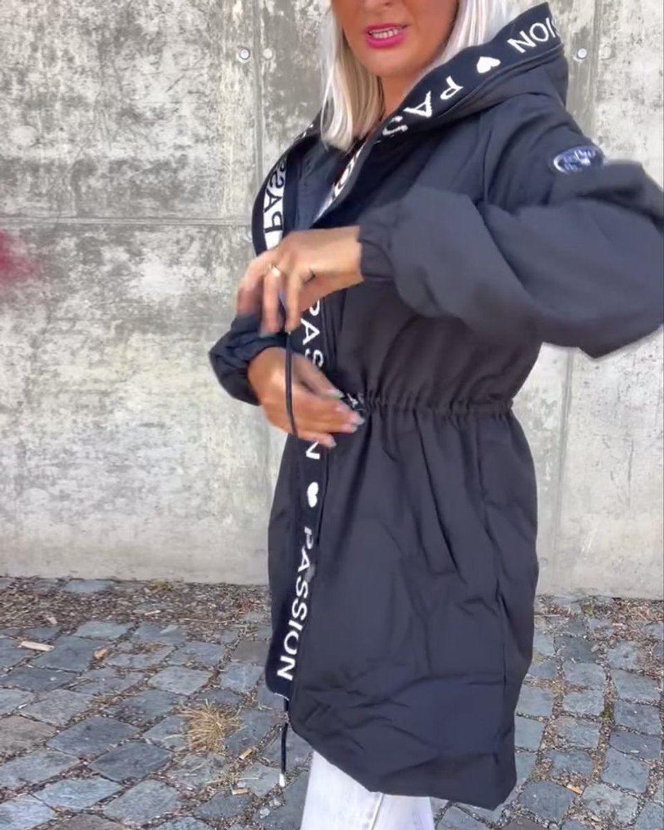 Camila | Parka midi à capuche et cordon de serrage