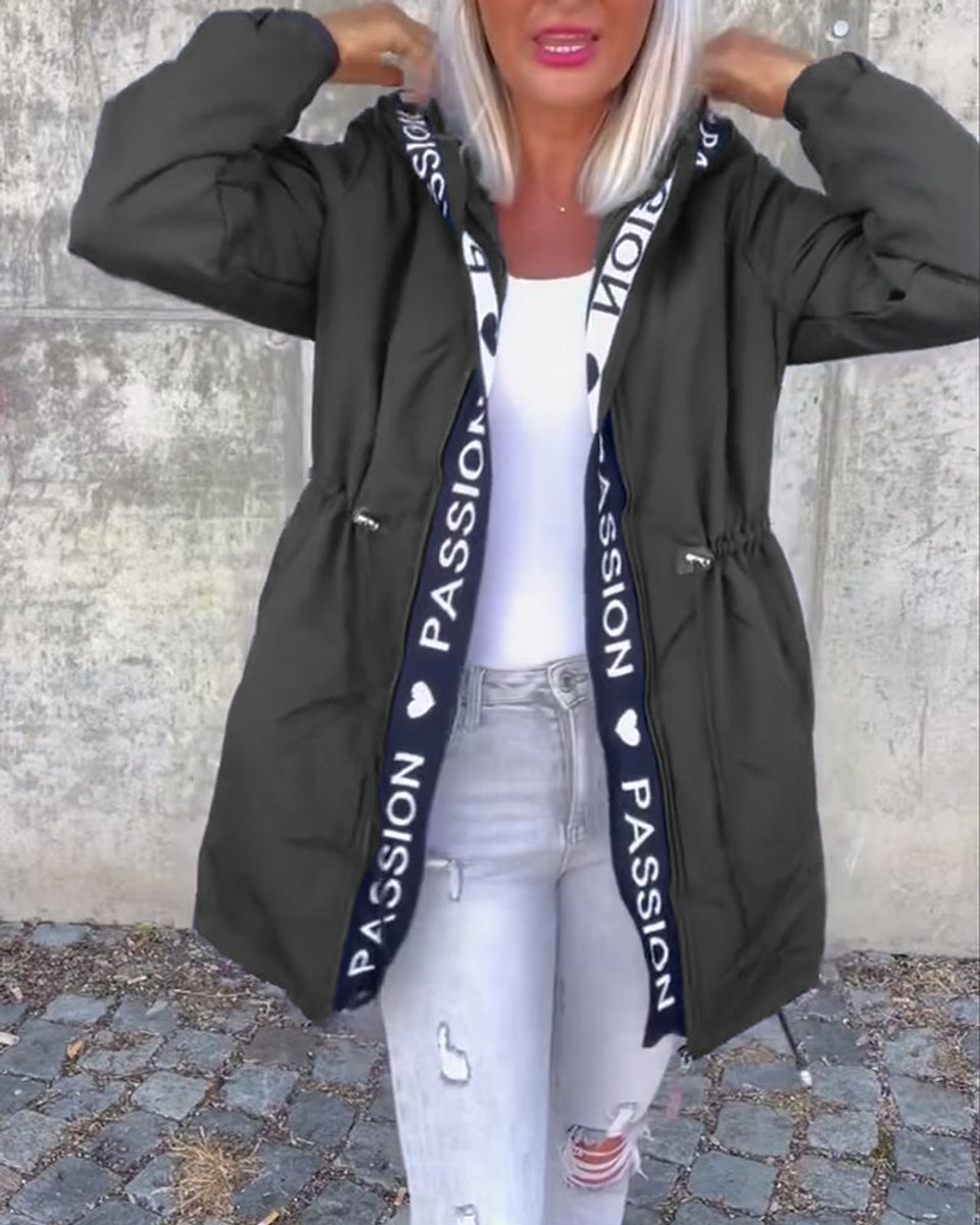Camila | Parka midi à capuche et cordon de serrage
